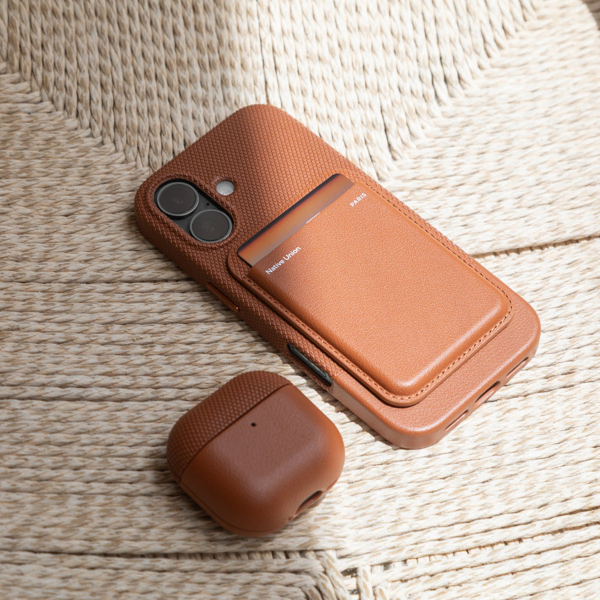 Native Union (Re)Classic MagSafe Wallet