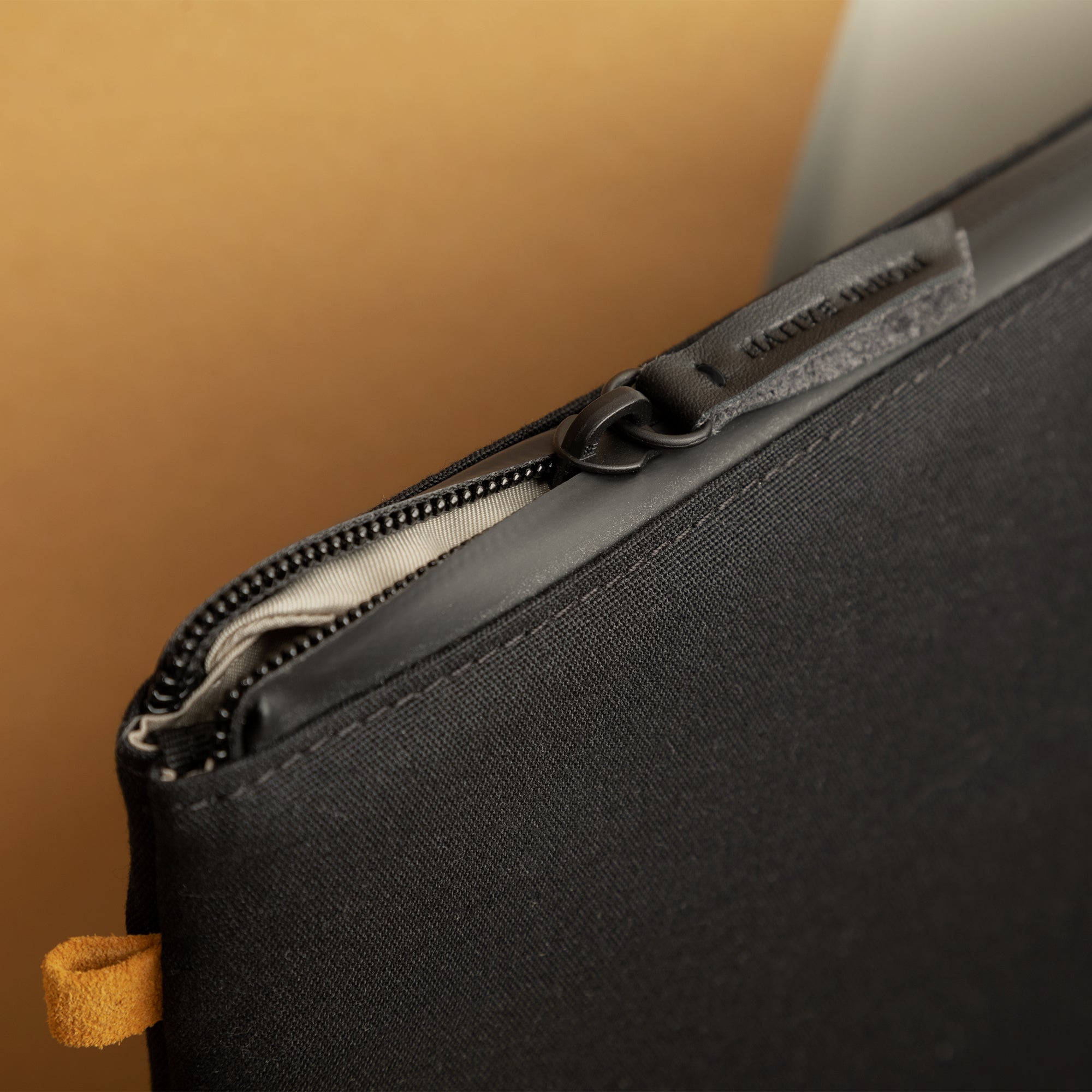 غطاء Native Union W.F.A لجهاز MacBook Air 13"