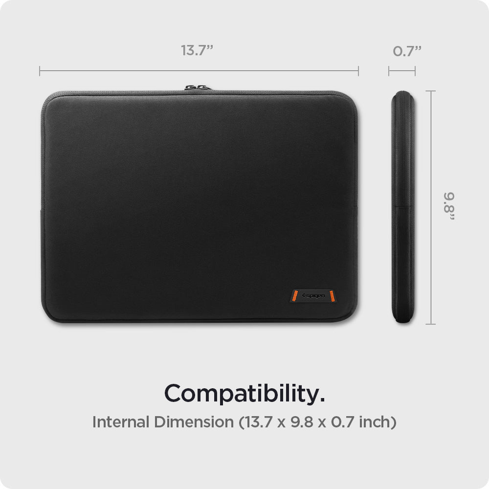حافظة Spigen Basic Laptop Pouch بحجم 14"