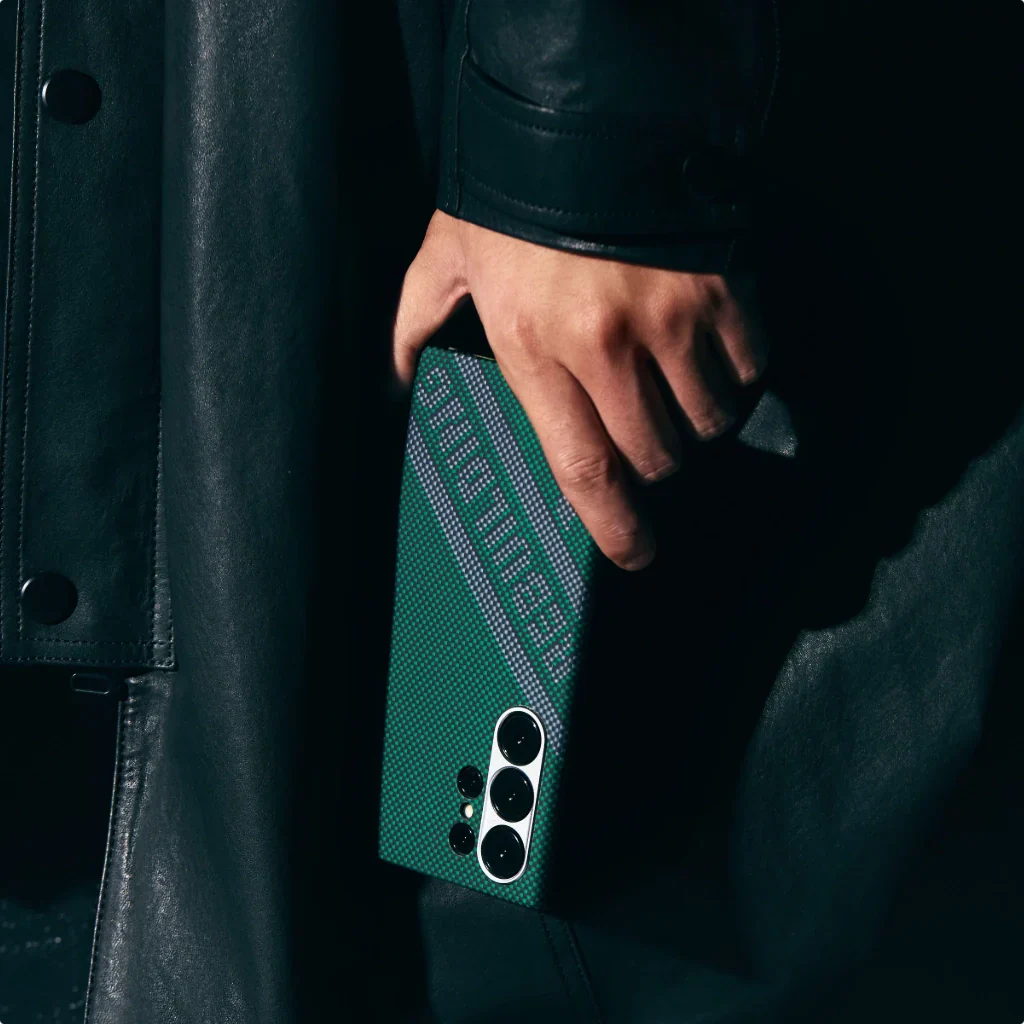 حافظة Pitaka Re-TROS Tactile Woven لهاتف iPhone 16 Pro