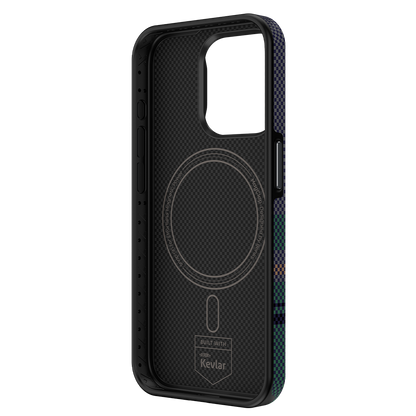 حافظة Benks Aurora ArmorPro مصنوعة من Kevlar® لجهاز iPhone 15 Pro Max