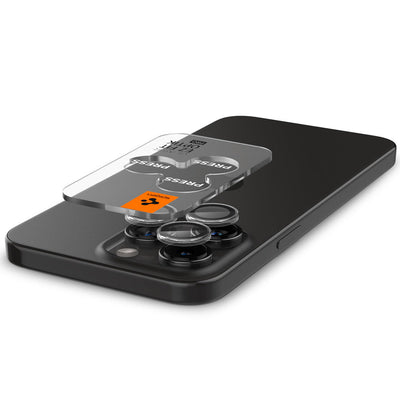 واقي عدسة كاميرا Spigen EZ Fit GLAS.tR Optik Pro لـ iPhone 16 Pro Max / 16 Pro - شفاف - عبوة من قطعتين