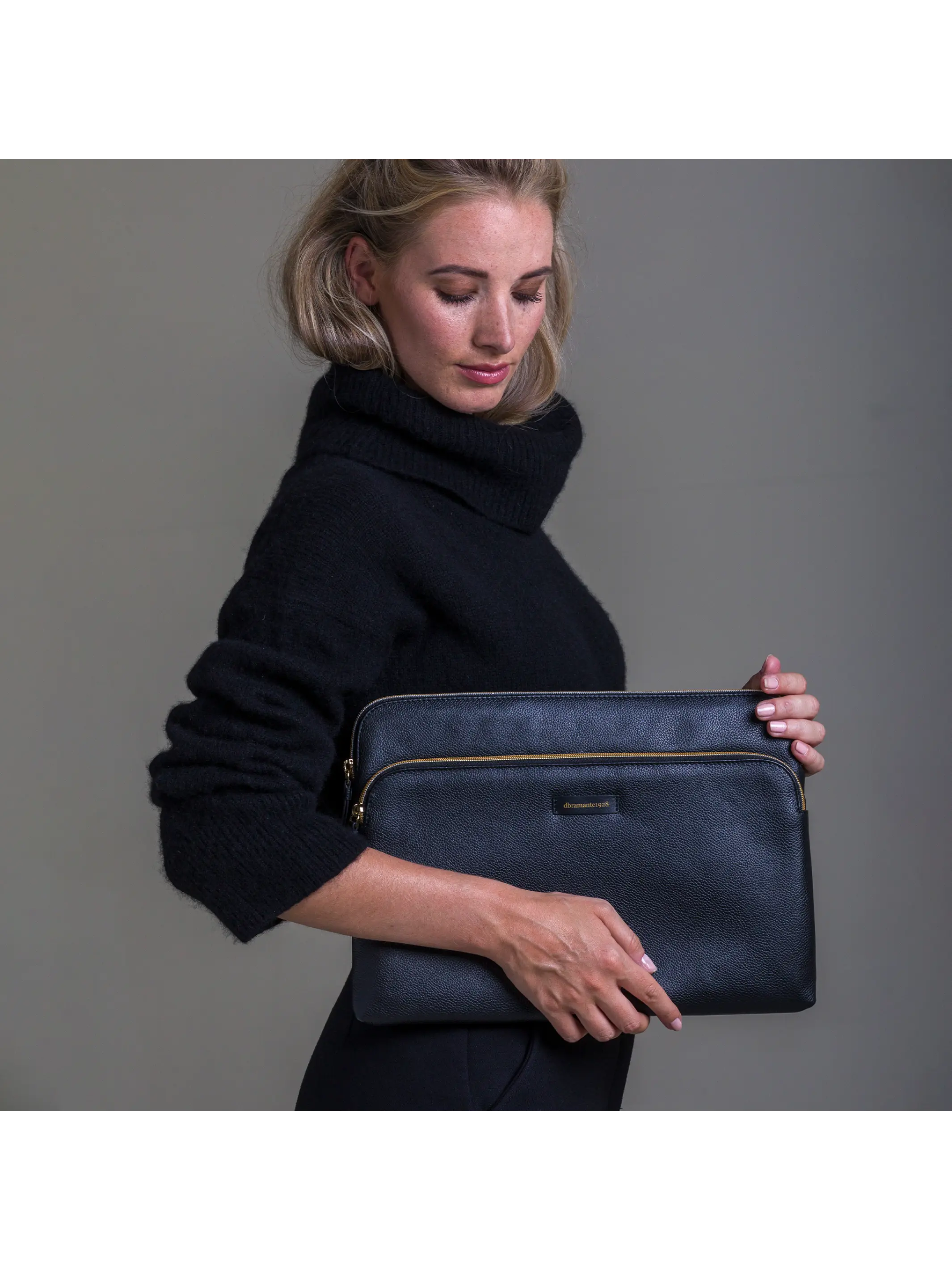 dbramante1928 Paris Plus Sleeve for MacBook Air 13" / MacBook Pro 13" - Night Black #color_night-black