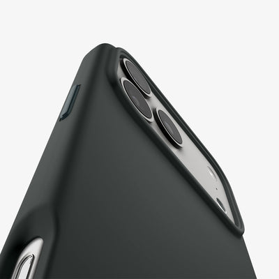 Spigen Silicone Fit (MagFit) Case for iPhone 17 Pro Max / iPhone 17 Pro