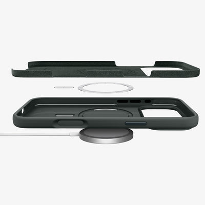 Spigen Silicone Fit (MagFit) Case for iPhone 17 Pro Max / iPhone 17 Pro