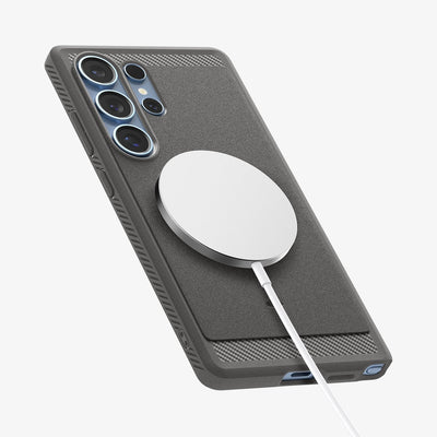 Spigen Rugged Armor (MagFit) for Samsung Galaxy S25 Ultra
