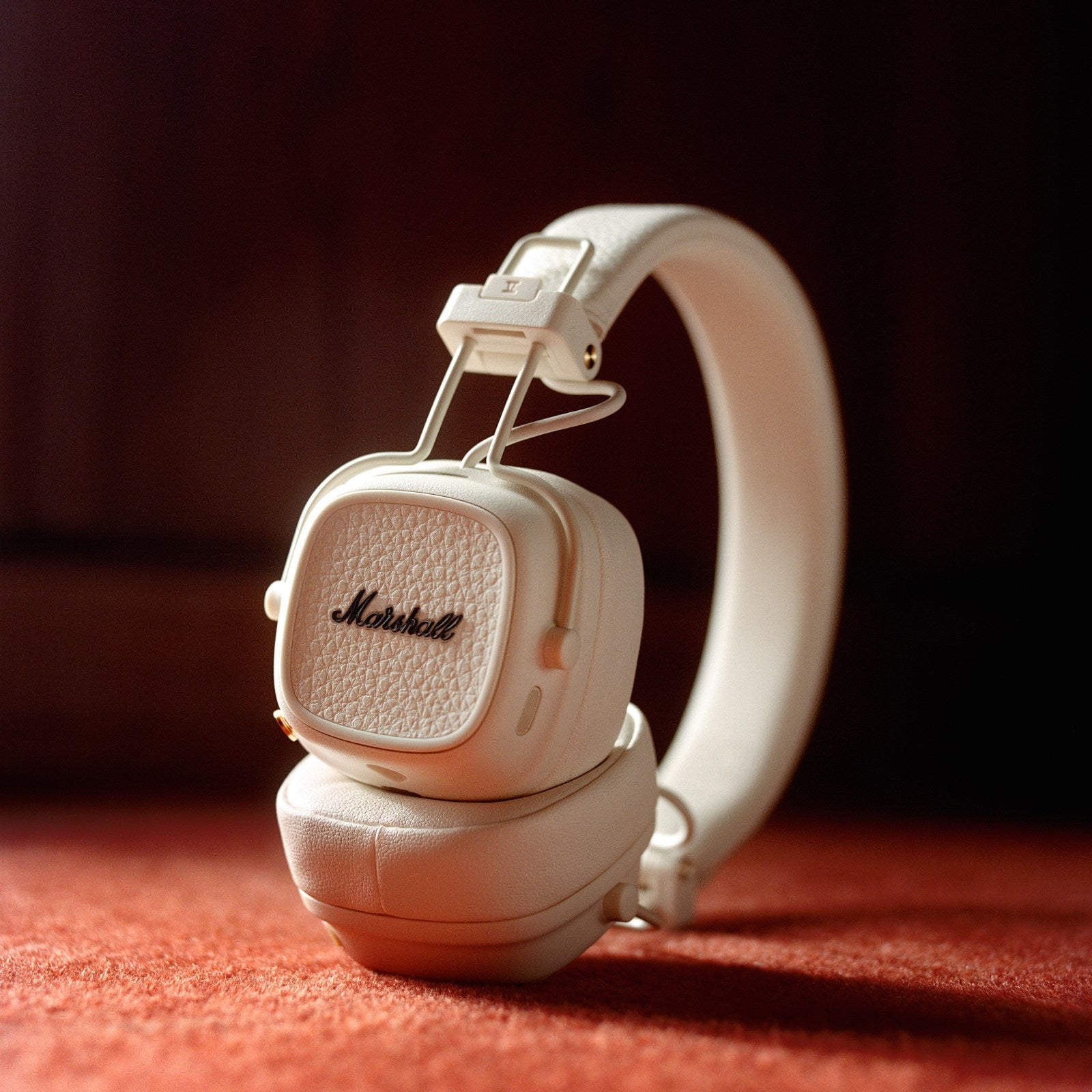 Marshall Major V Wireless On-Ear Headphones - Cream 