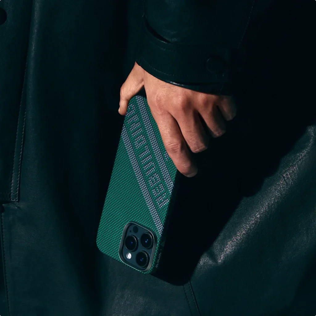حافظة Pitaka Re-TROS Tactile Woven لهاتف iPhone 16 Pro