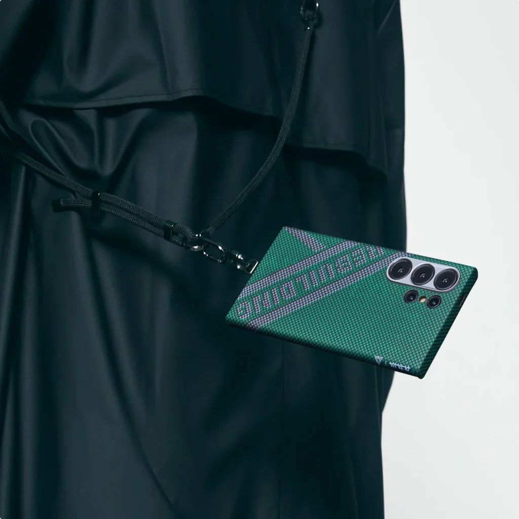 حافظة Pitaka Re-TROS Tactile Woven لهاتف iPhone 16 Pro